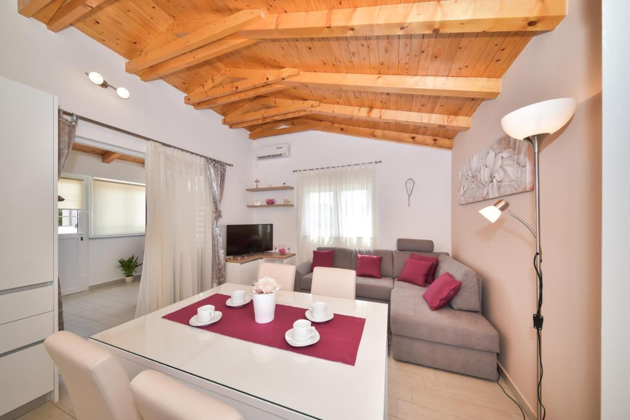 Apartment Irena بوسيدارجي المظهر الخارجي الصورة
