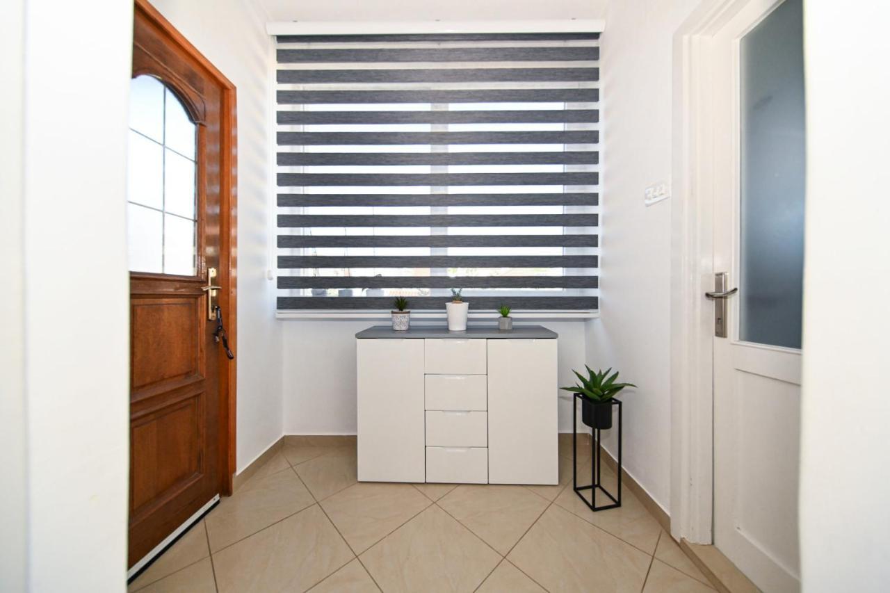Apartment Irena بوسيدارجي المظهر الخارجي الصورة